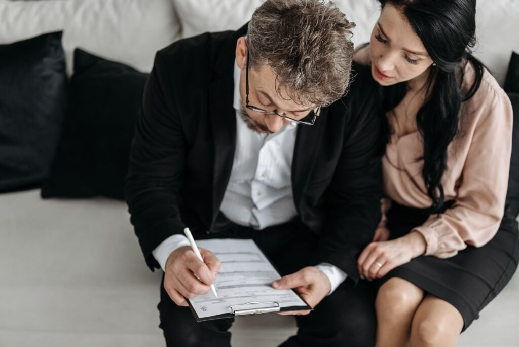how to get a car loan 2026 guide with car keys, calculator and loan documents
