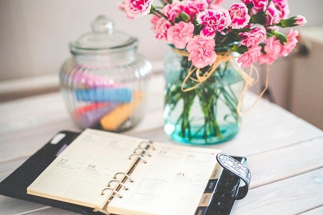 Calendar and organizer, the four estimated quarterly taxes due dates