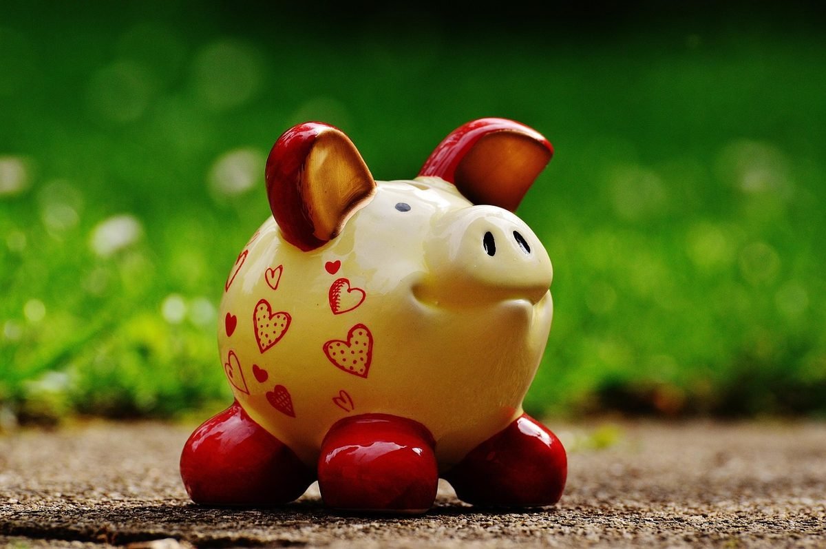 Piggy bank showing what a life insurance policy costs per month