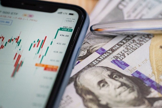 Investment chart on a screen, tracking holdings before capital gains tax