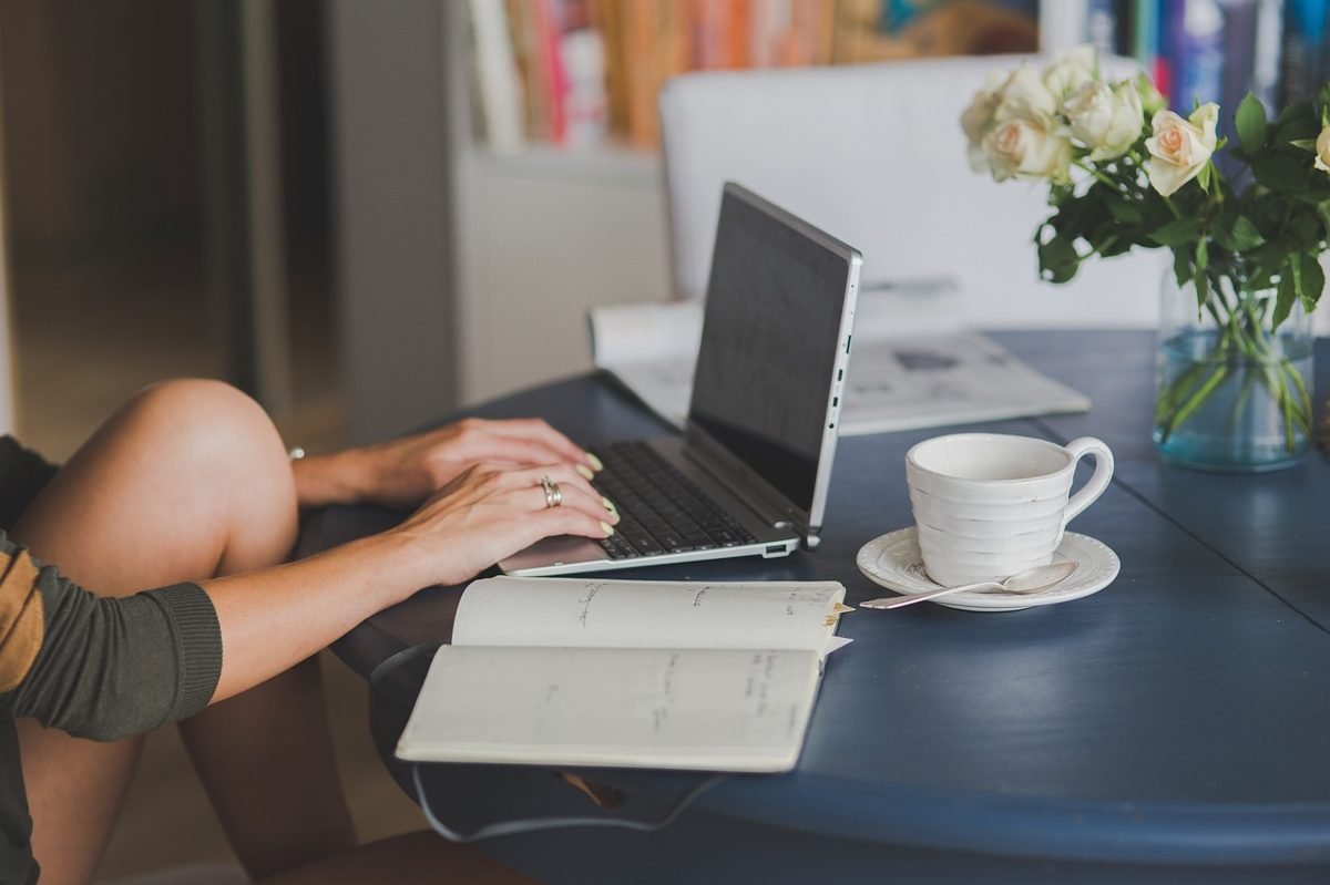Laptop workspace for freelance side hustles 2026