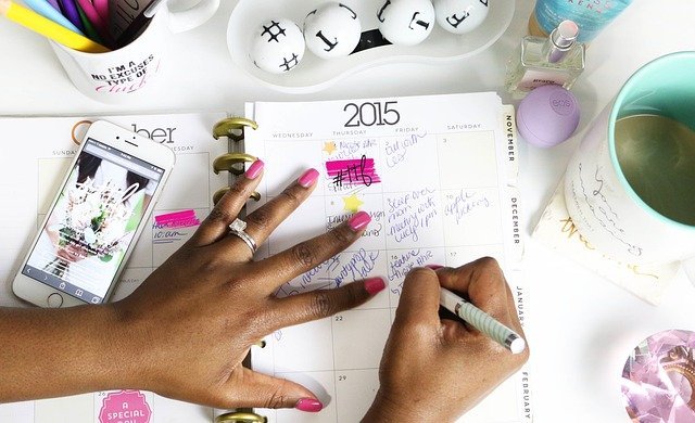 Planner and pen used to estimate your social security benefits